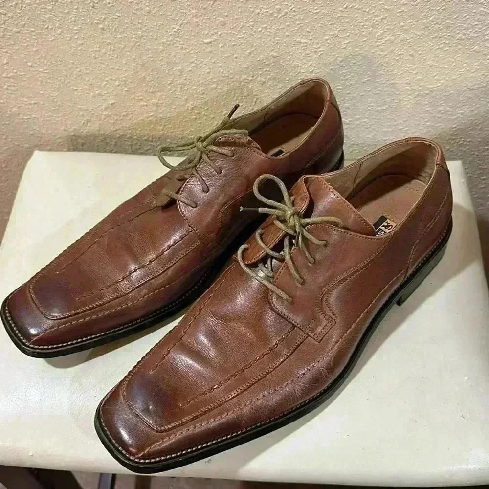 Stacy Adams tan square toe lace up oxfords